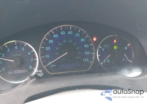 2008 Toyota Sienna Limited z USA, uszkodzony, nr VIN 5TDBK22C28S010947